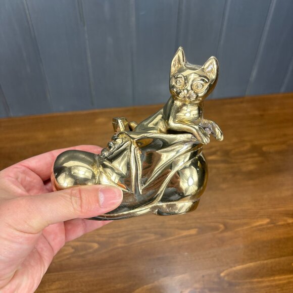 Vintage Brass Cat in Boot Figurine Solid Brass Kitten Sculpture for Cat Lover - Picture 10 of 15